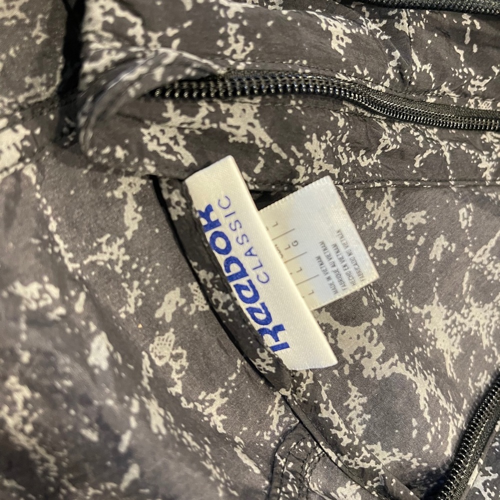 Reebok Classic pullover - Picture 3 of 5